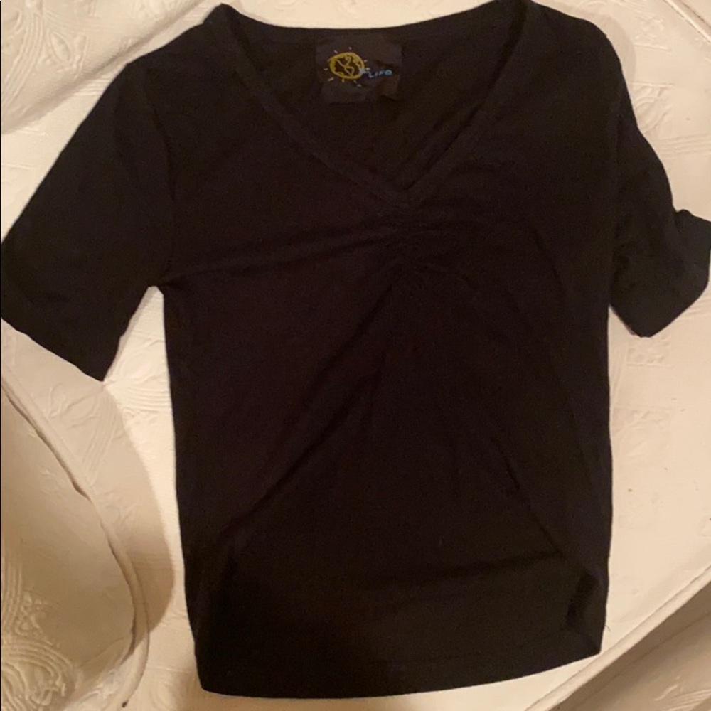 Ribbed black planet blue top